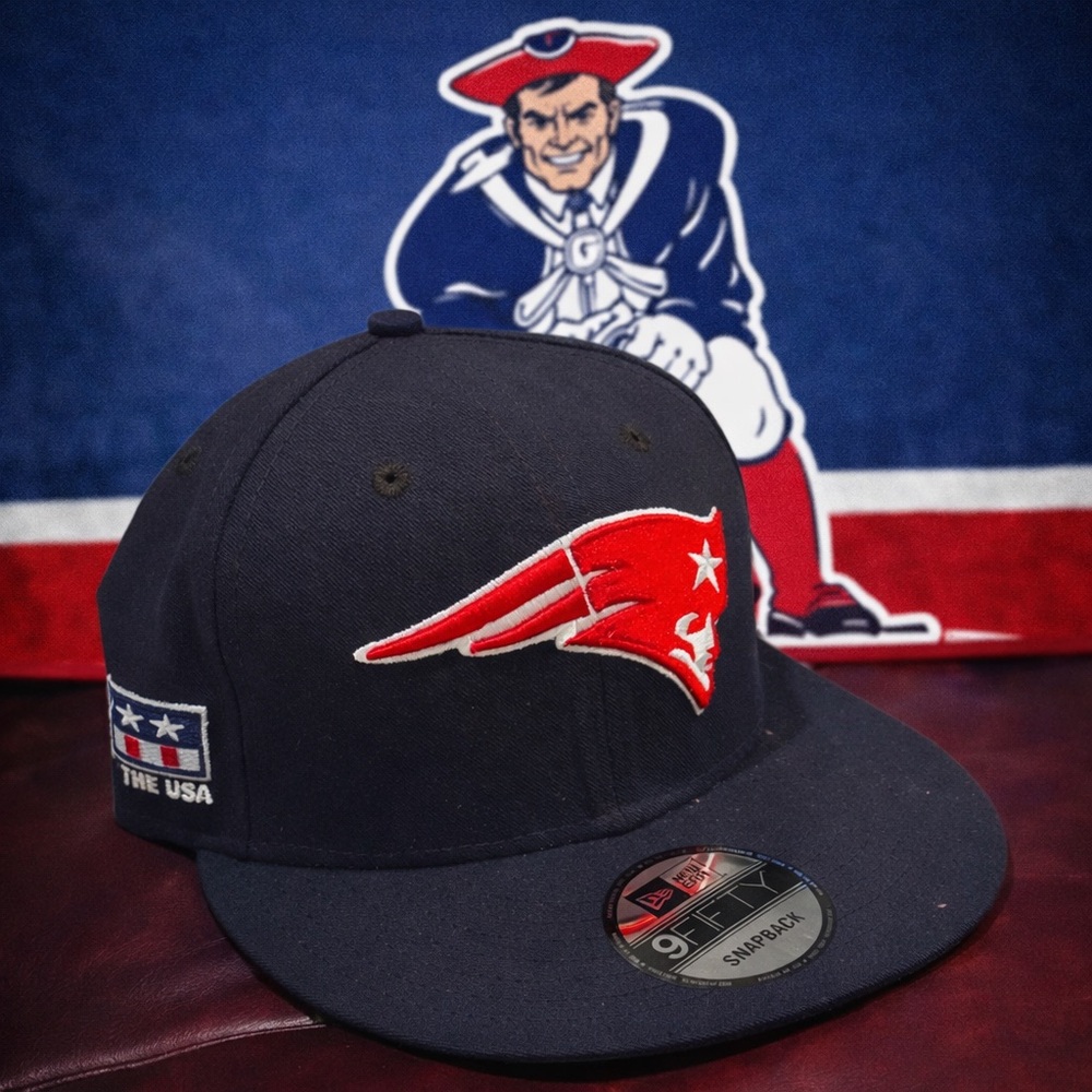 Mens New England Patriots SnapBack Hat
